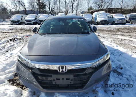 2018 Honda Accord Lx from USA, damaged, VIN 1HGCV1F19JA027604